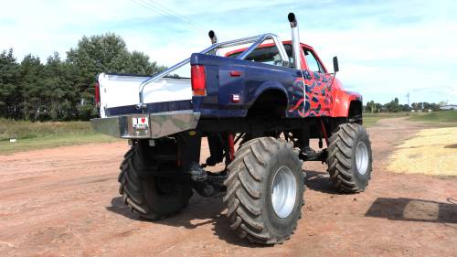 Brutál Ford BigFoot vezetés Gyálon 3