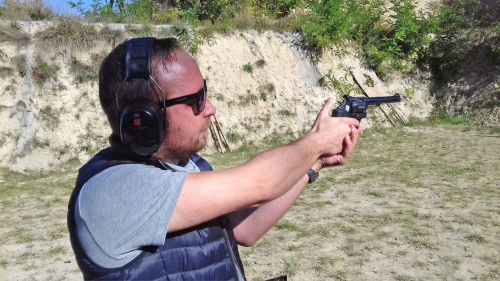 FULL Pisztolyos élménylövészet Győr mellett a Ballistic lőtéren 8