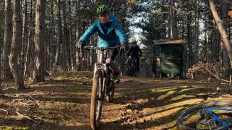 Elhajtási engedély Anyával, E-bike-on a Velencei-hegység ösvényein