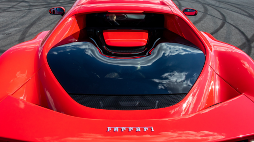 Ferrari 296 GTB élményautózás gyerekeknek a Kakucs Ringen 6