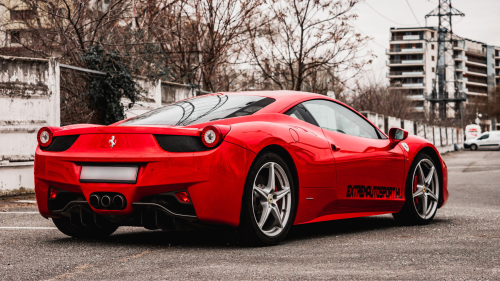 Ferrari 458 élményautózás gyerekeknek a Kakucs Ringen 5