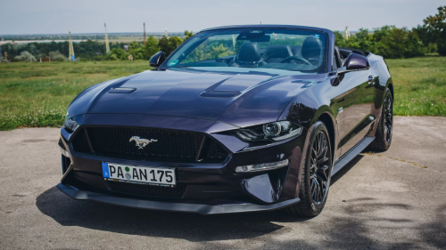 Ford Mustang GT Cabrio (2022) bérlés – az Elegáns Szörnyeteg! 9