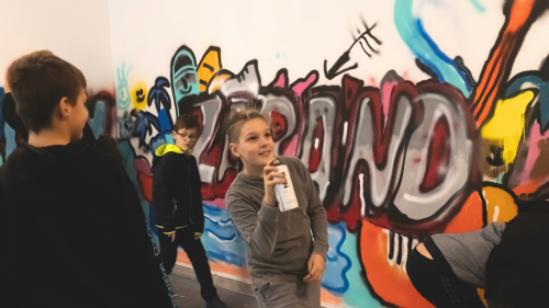 Festékszórós kaland Anyával! - Graffiti Workshop Budapesten 6
