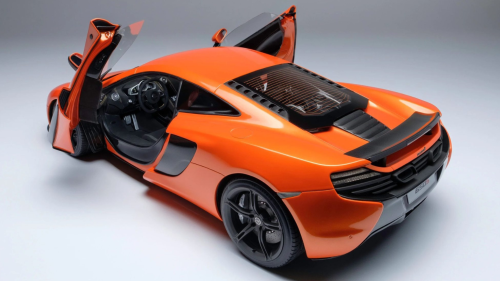 Mclaren 650S élményautózás gyerekeknek a Kakucs Ringen 3