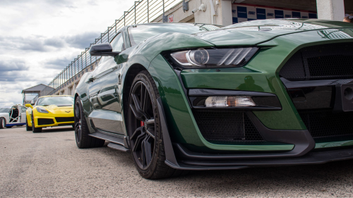 Mustang Shelby GT 500 élményvezetés Ausztriában Párndorf mellett 1