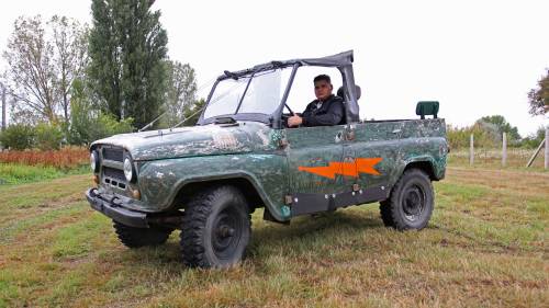 UAZ terepjárózás felnőtteknek Turán 1
