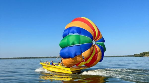 Víziejtőernyőzés a Tisza tavon 6